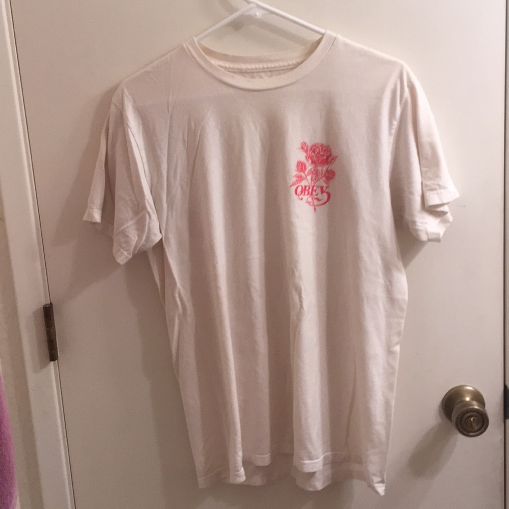 Obey tee shit
